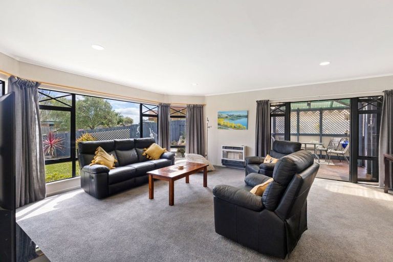 Photo of property in 37 Madison Avenue, Milson, Palmerston North, 4414