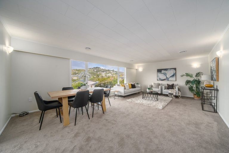 Photo of property in 11 Angell Street, Johnsonville, Wellington, 6037