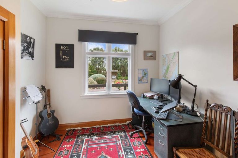 Photo of property in 170 Gladstone Road, Levin, 5571