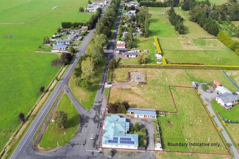 Photo of property in Main Road, Tauweru, Masterton, 5889