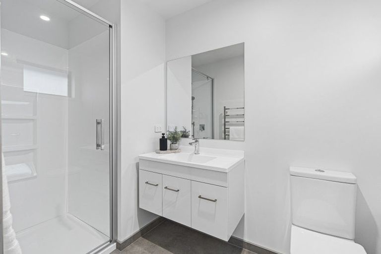 Photo of property in 5a Massey Street, Westown, New Plymouth, 4310