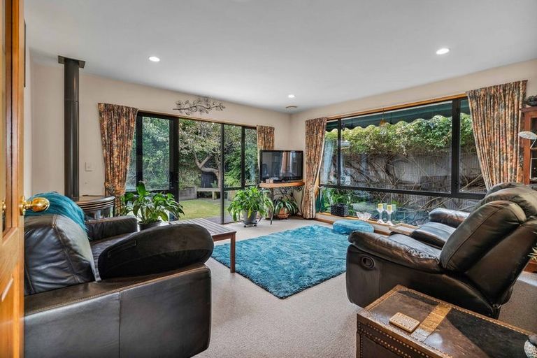 Photo of property in 82 Middleton Road, Upper Riccarton, Christchurch, 8041
