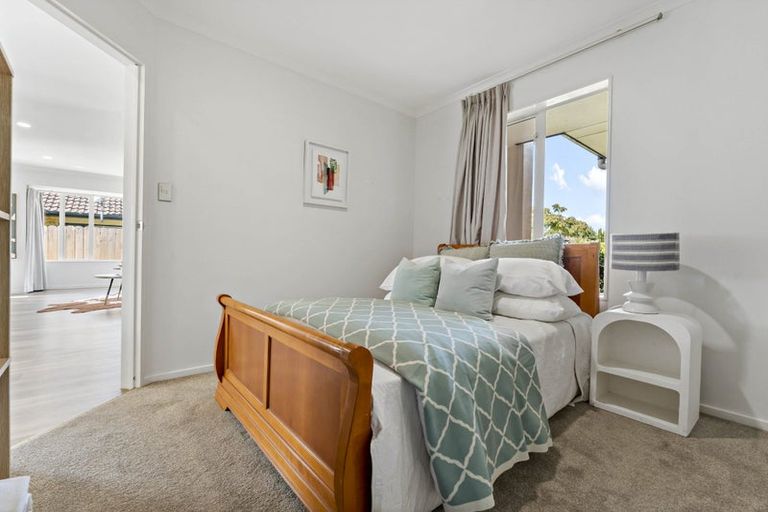 Photo of property in 8 Belcoo Crescent, East Tamaki, Auckland, 2013