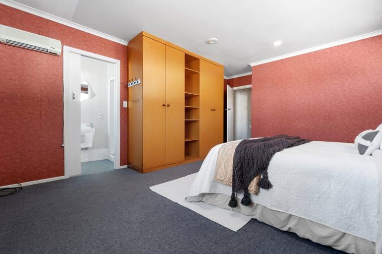 Photo of property in 6 Queen Street, Cambridge, 3434