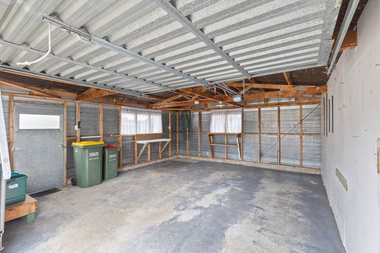 Photo of property in 1a Heath Street, St Andrews, Hamilton, 3200