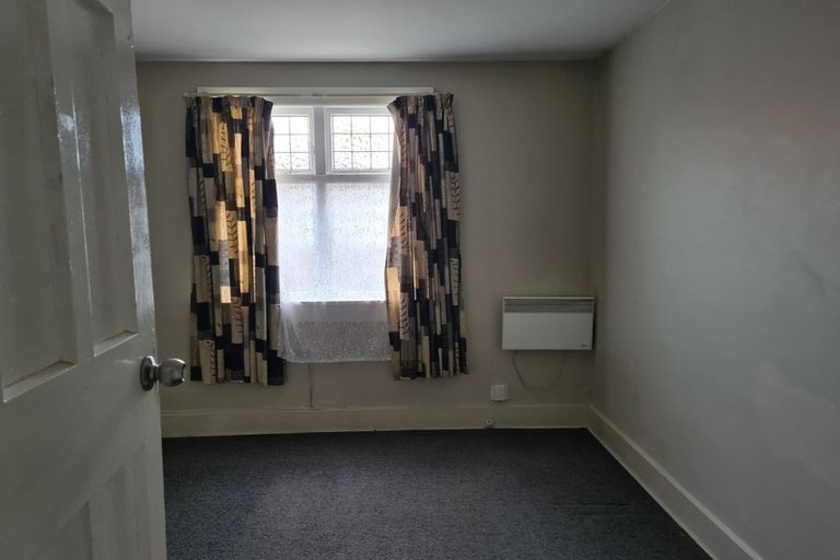 Photo of property in 42 Lyndon Street, Riccarton, Christchurch, 8041