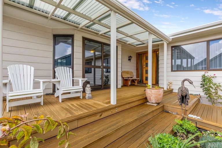 Photo of property in 52 Treadwell Street, Springvale, Whanganui, 4501