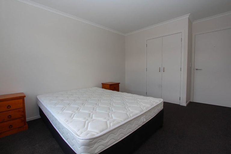 Photo of property in 12 Chiefs Court, Hamilton East, Hamilton, 3216