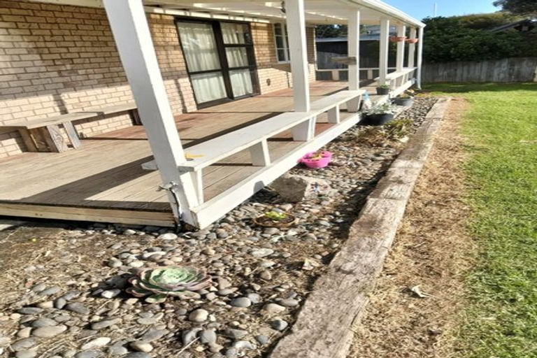 Photo of property in 121 Maunsell Road, Port Waikato, Tuakau, 2695