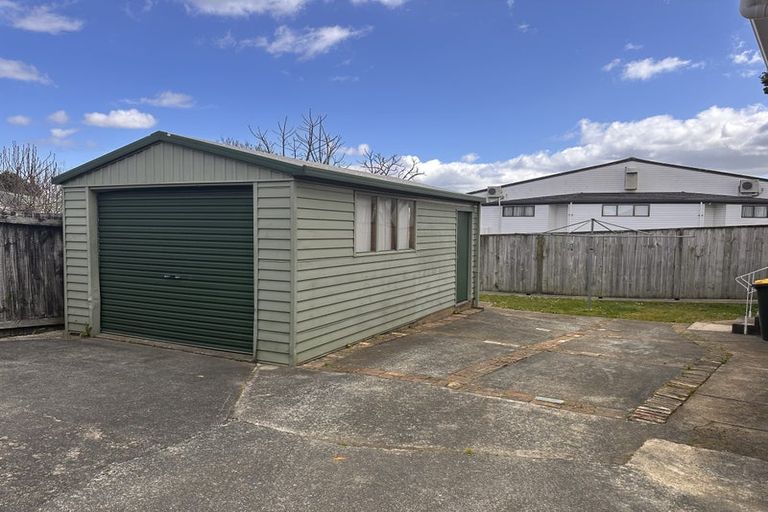 Photo of property in 1/14 Drake Street, Howick, Auckland, 2014