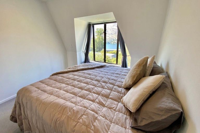 Photo of property in Goldridge Apartments, 19/43 Goldridge Way, Queenstown, 9300