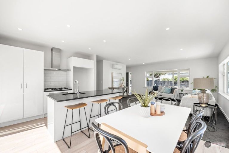 Photo of property in 39a Riddlers Crescent, Petone, Lower Hutt, 5012