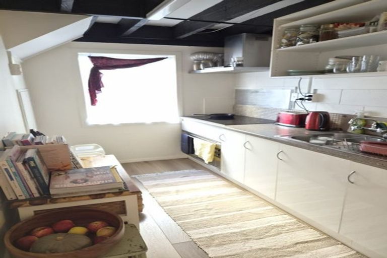 Photo of property in 4/118-122 Randwick Road, Moera, Lower Hutt, 5010