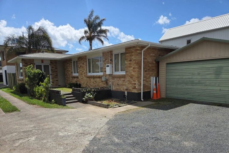 Photo of property in 363 Otumoetai Road, Otumoetai, Tauranga, 3110