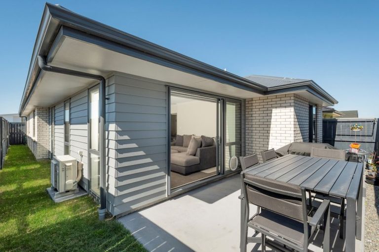Photo of property in 12 Union Drive, Papamoa, 3118