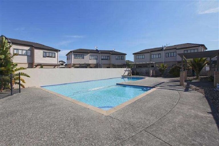 Photo of property in 11 Skip Lane, East Tamaki, Auckland, 2013