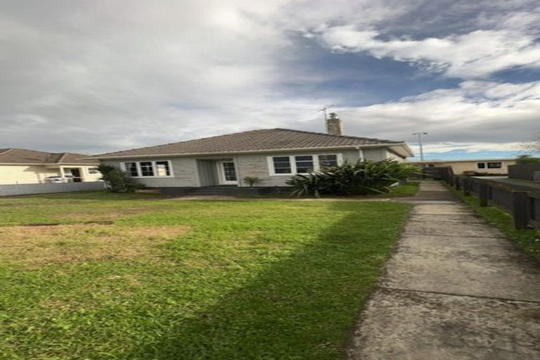 Photo of property in 165 Roebuck Road, Gisborne, 4010