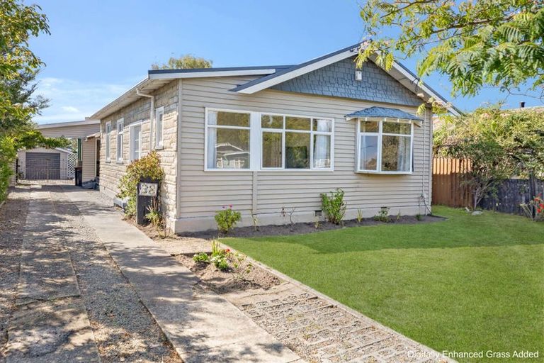 Photo of property in 38 Pannell Avenue, Wainoni, Christchurch, 8061