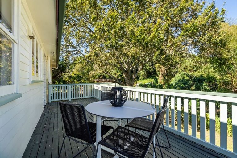 Photo of property in 132 Lancaster Road, Beach Haven, Auckland, 0626
