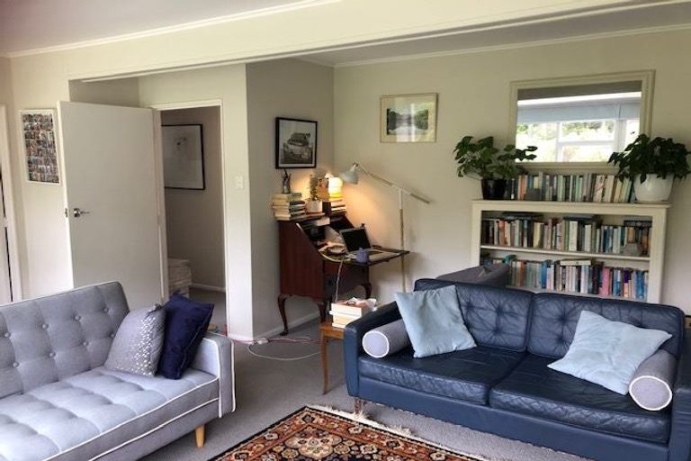 Photo of property in 1/1 Canterbury Street, Karori, Wellington, 6012