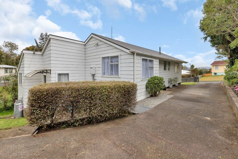 Photo of property in 6 Friendship Place, Onerahi, Whangarei, 0110