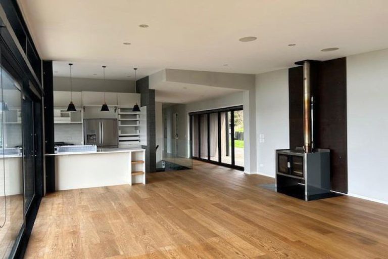 Photo of property in 4 Arabella Lane, Snells Beach, 0920