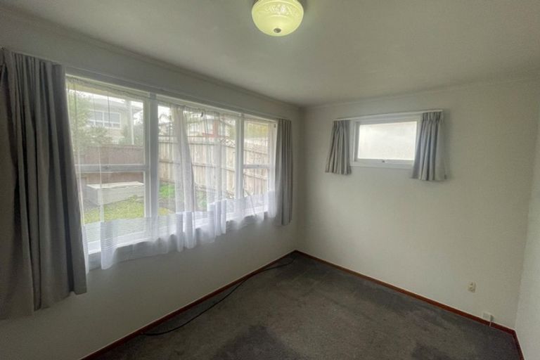 Photo of property in 10 Gilliam Street, New Lynn, Auckland, 0600