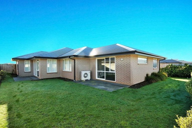 Photo of property in 11a Tutaipatu Avenue, Pegasus, 7612