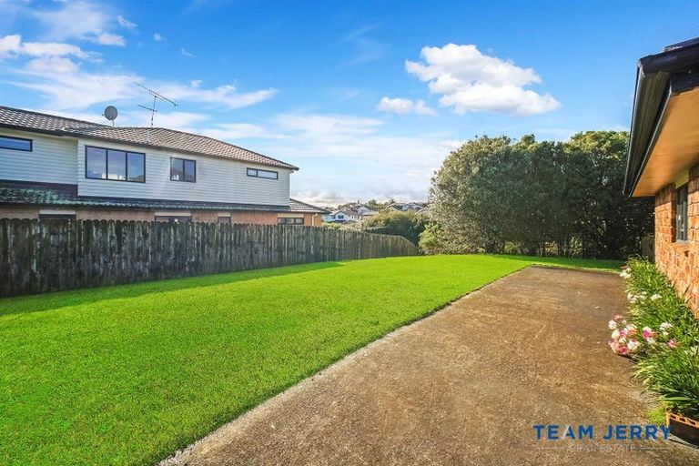 Photo of property in 62 Peninsula Road, Mangere, Auckland, 2022