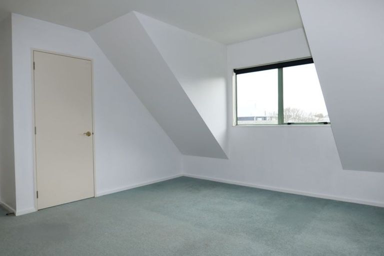 Photo of property in 22 Forest Lane, Raumati South, Paraparaumu, 5032