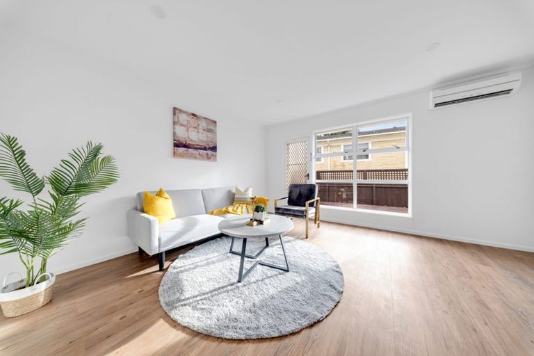 Photo of property in 3b Kelvyn Grove, Hillpark, Auckland, 2102