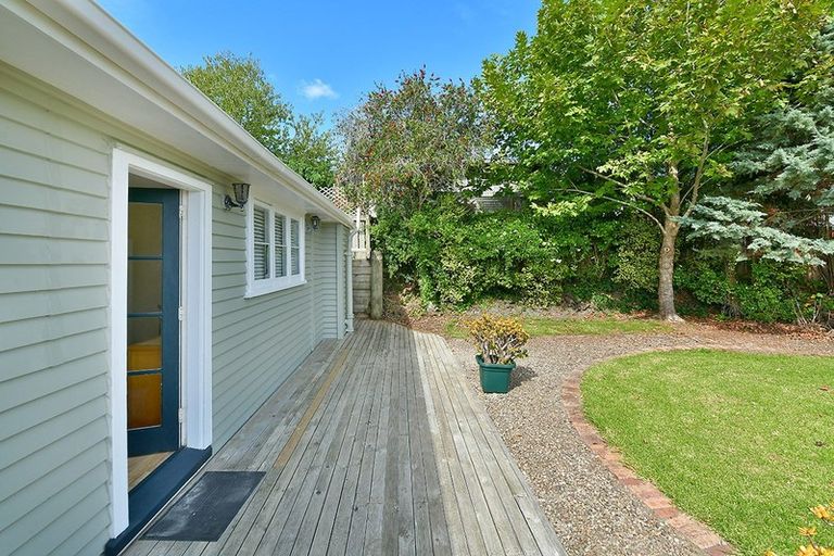 Photo of property in 25 Downer Street, Helensville, 0800