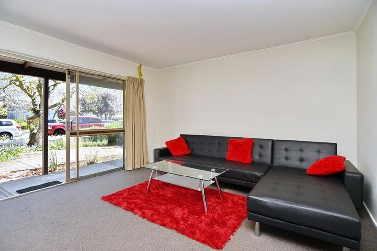 Photo of property in 3/74 Picton Avenue, Riccarton, Christchurch, 8011