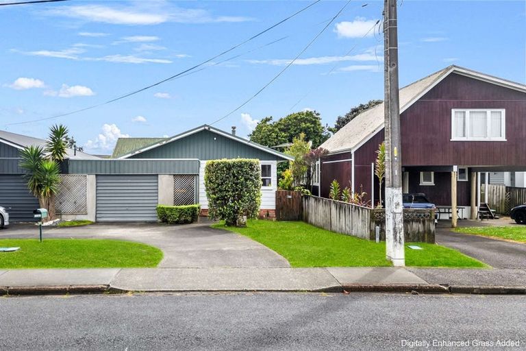 Photo of property in 14b Doment Crescent, Orewa, 0931