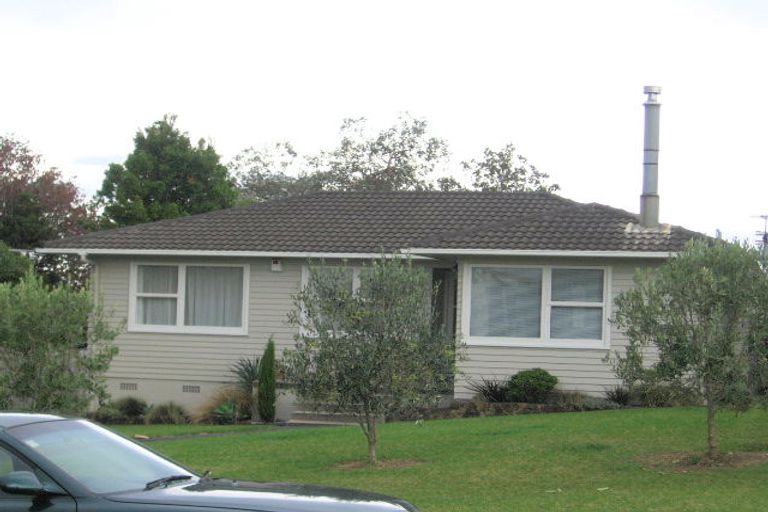 Photo of property in 34 Sunvue Road, Glen Eden, Auckland, 0602