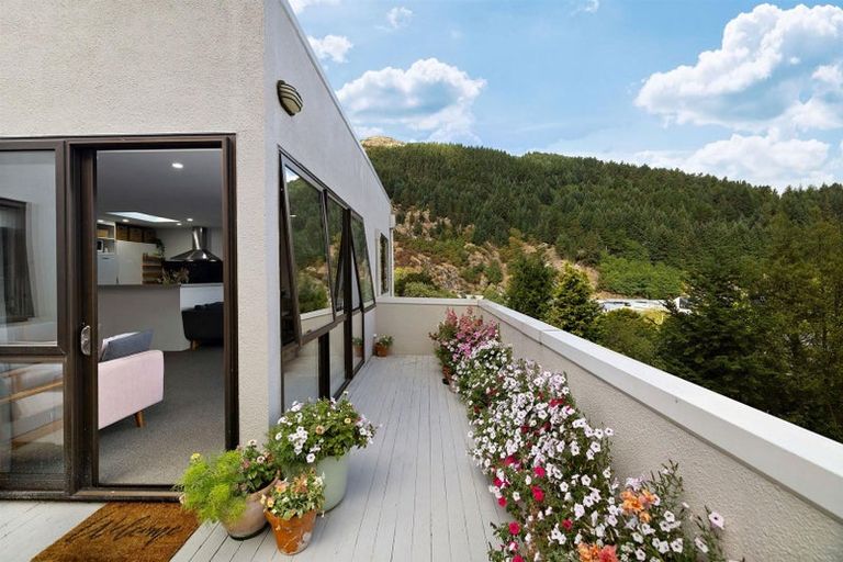 Photo of property in 6b Kiely Lane, Queenstown, 9300