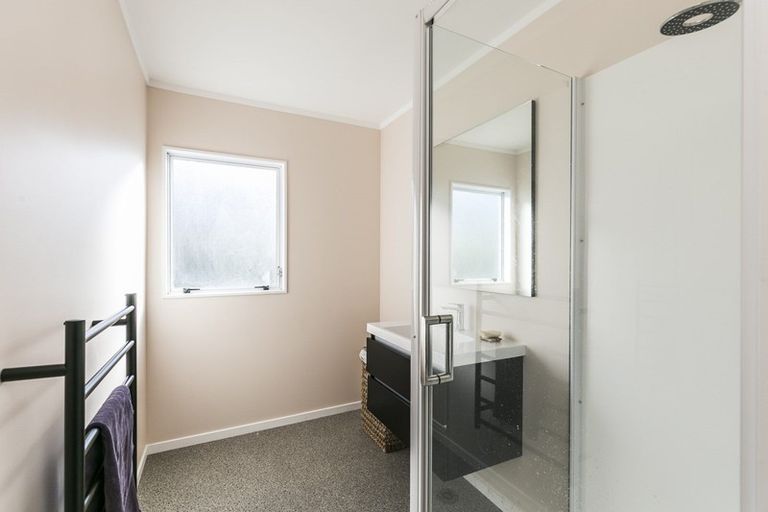 Photo of property in 6 Macalister Place, Miramar, Wellington, 6022