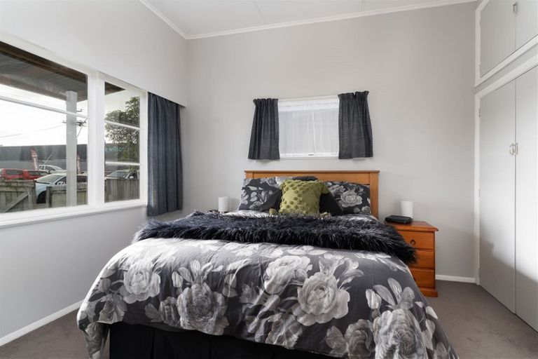 Photo of property in 121 Dixon Street, Masterton, 5810