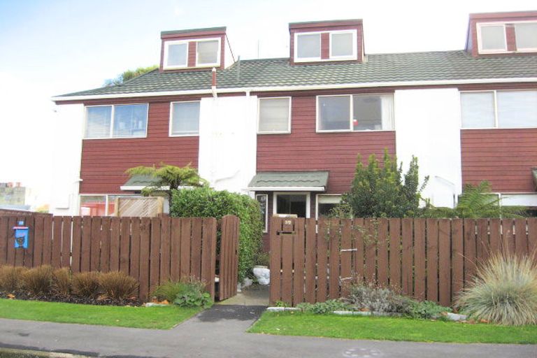 Photo of property in 2/35 Bunyan Street, Waltham, Christchurch, 8023