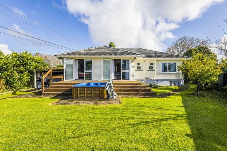 Photo of property in 2 Orakau Road, Mangere East, Auckland, 2024