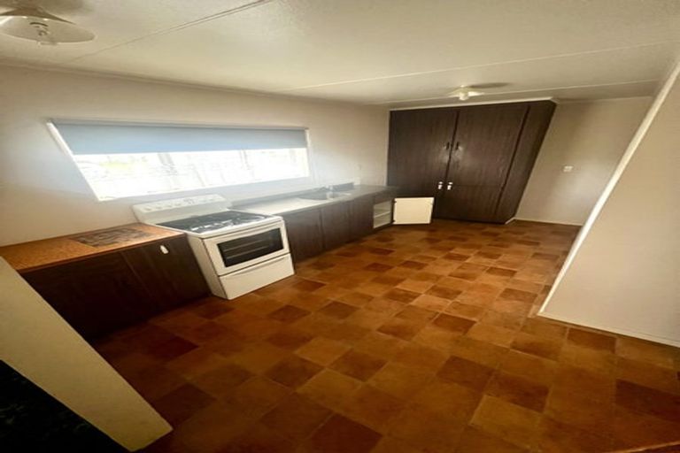Photo of property in 11 Bethel Court, Milson, Palmerston North, 4414