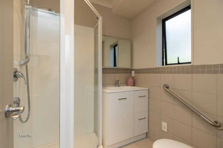 Photo of property in 1a Stella Court, Paraparaumu, 5032