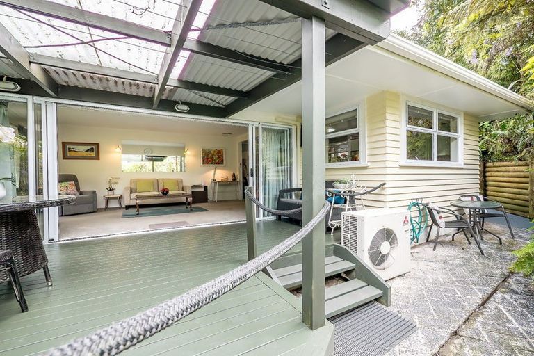 Photo of property in 55 Kings Road, Paihia, 0200