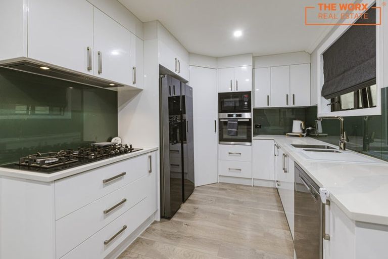 Photo of property in 37 Margaret Road, Papatoetoe, Auckland, 2025