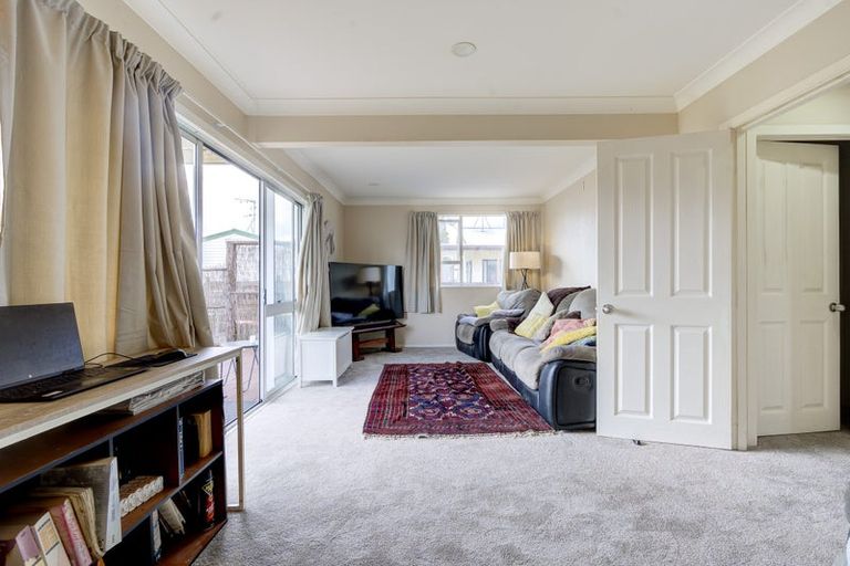 Photo of property in 31 Splitt Avenue, Glenview, Hamilton, 3206