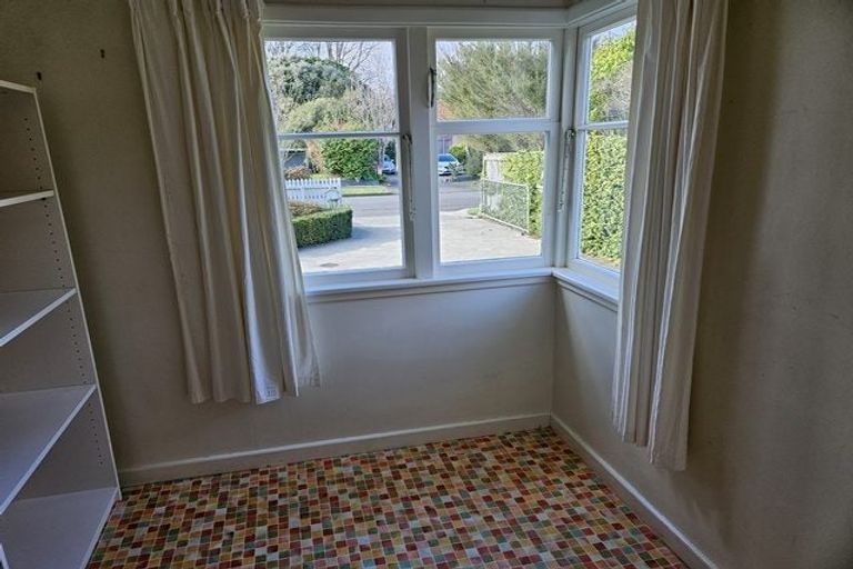 Photo of property in 6 Manuka Street, Hokowhitu, Palmerston North, 4410