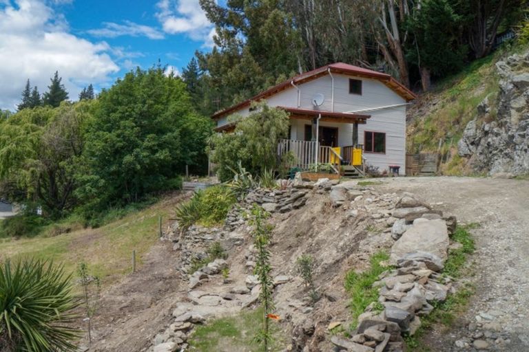 Photo of property in 42 Main Road, Luggate, Cromwell, 9383