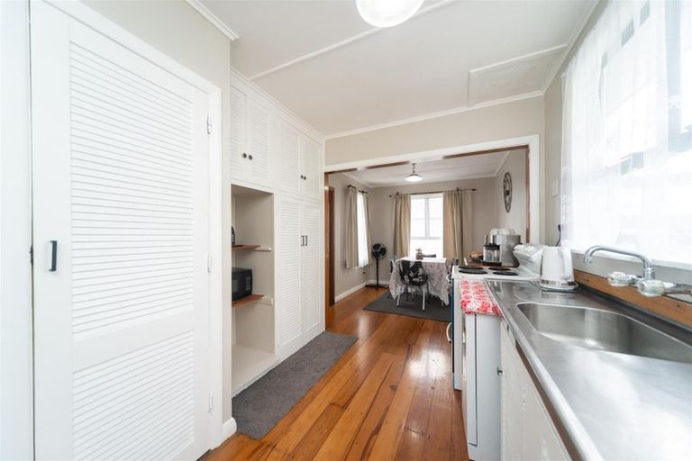 Photo of property in 10 Potaka Street, Marton, 4710