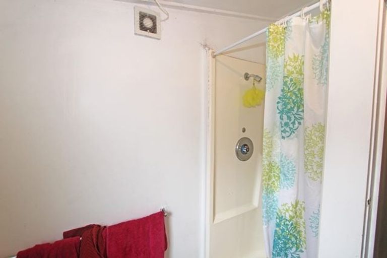 Photo of property in 693 Castle Street, North Dunedin, Dunedin, 9016