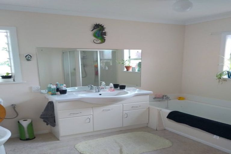 Photo of property in 46 Rugby Street, Levin, 5510